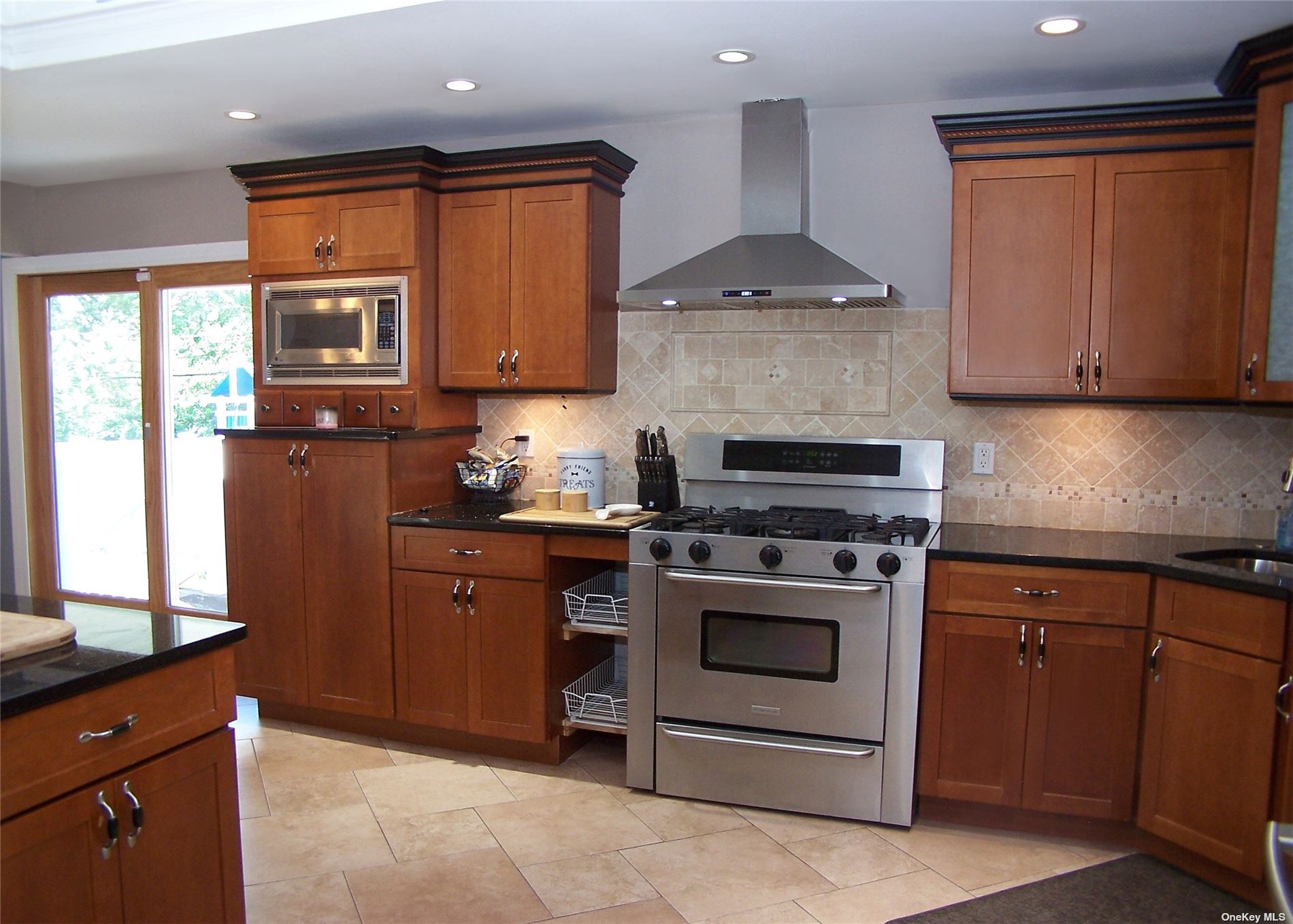 Photo 8 of 20 of 140 Wicks Road house