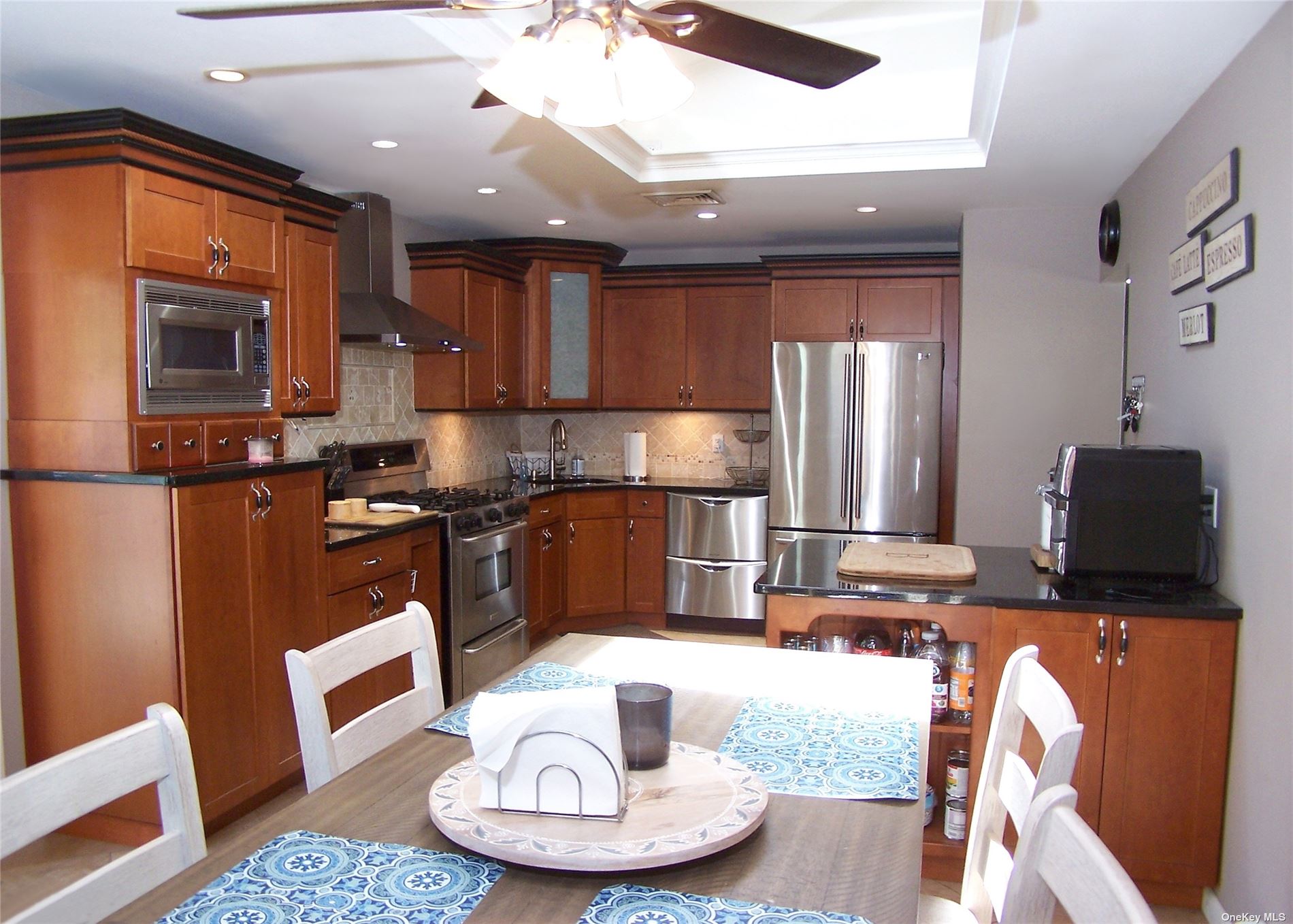 Photo 7 of 20 of 140 Wicks Road house