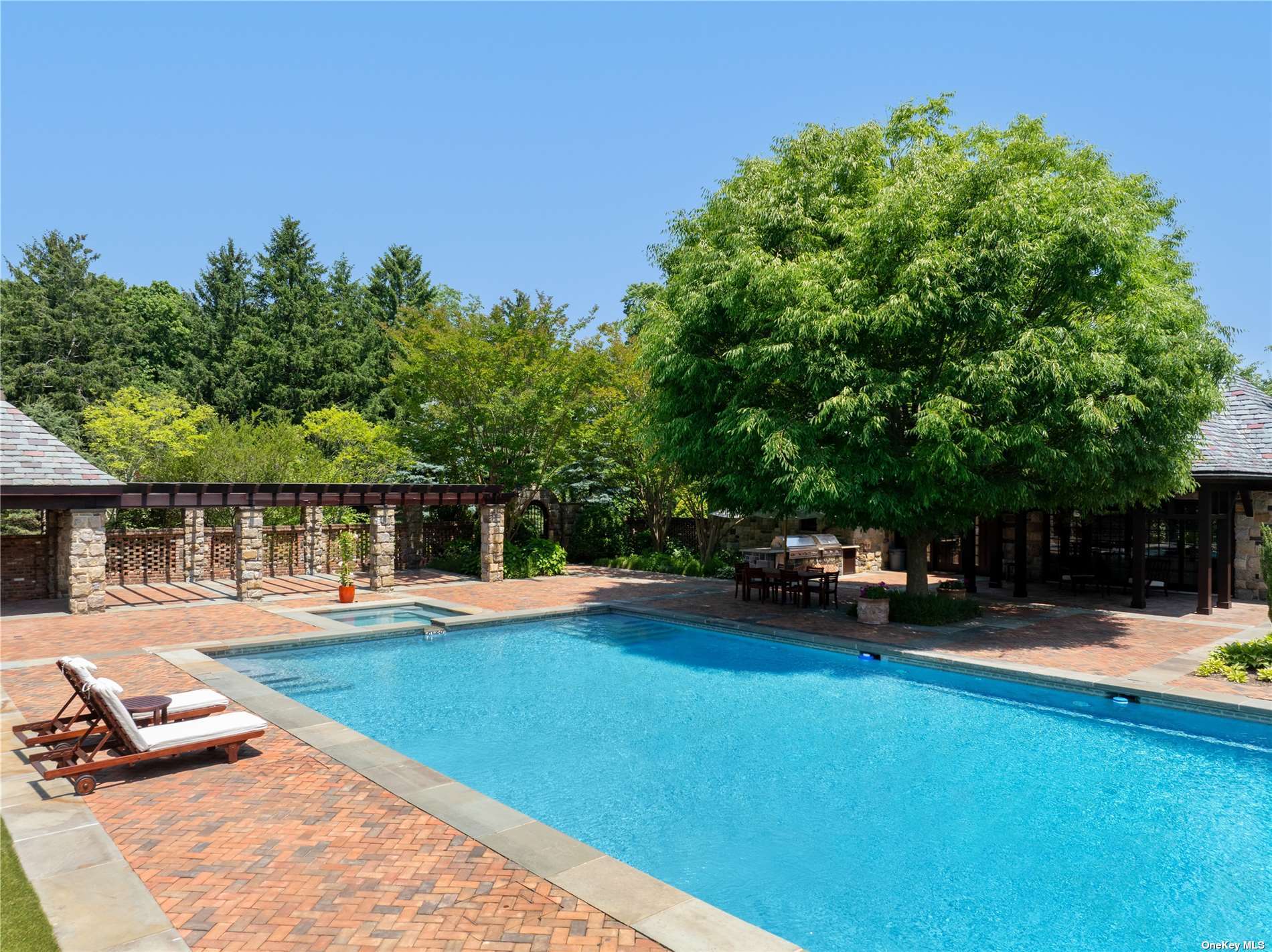Applewood Estate, Upper Brookville, New York image 27