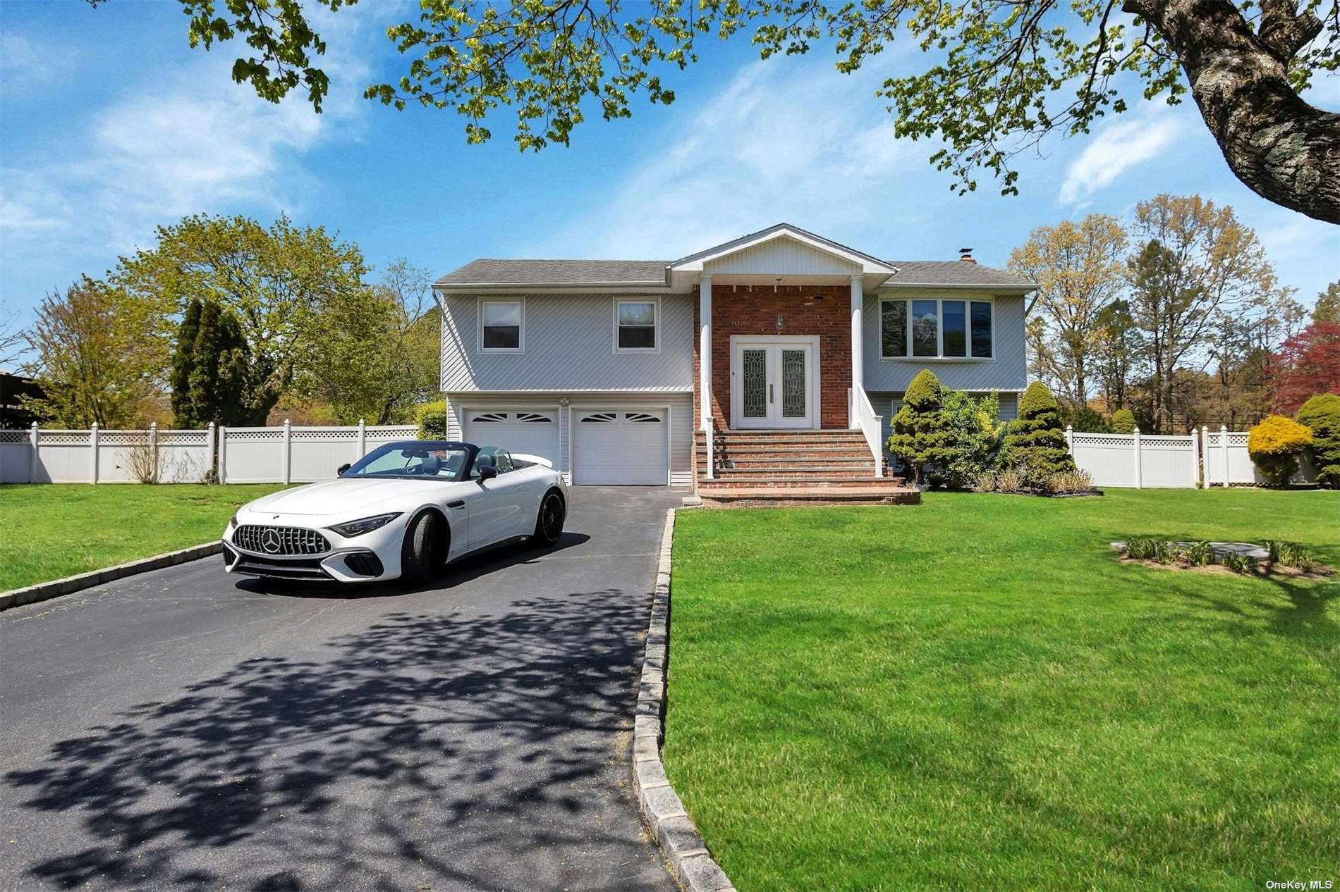 Property for Sale at 40 Peppermint Road, Commack, Hamptons, NY - Bedrooms: 4 
Bathrooms: 3  - $848,000