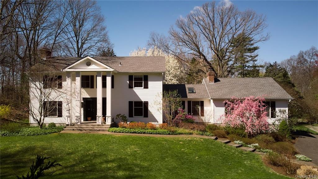 Property for Sale at 72 Delano Drive, Rhinebeck, New York - Bedrooms: 4 
Bathrooms: 4 
Rooms: 14  - $1,250,000