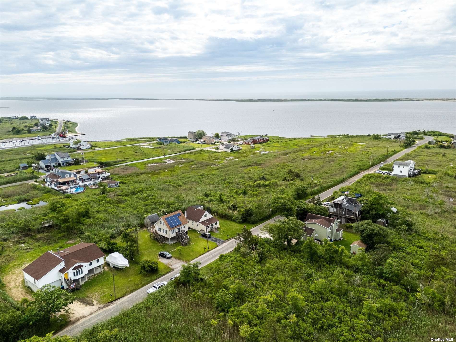 63 Beaver Drive, Mastic Beach, New York image 16