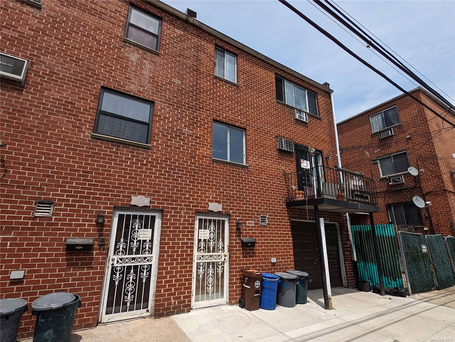 6211 43rd Avenue, Woodside, Queens, NY - 7 Bedrooms  
5 Bathrooms  
16 Rooms - 