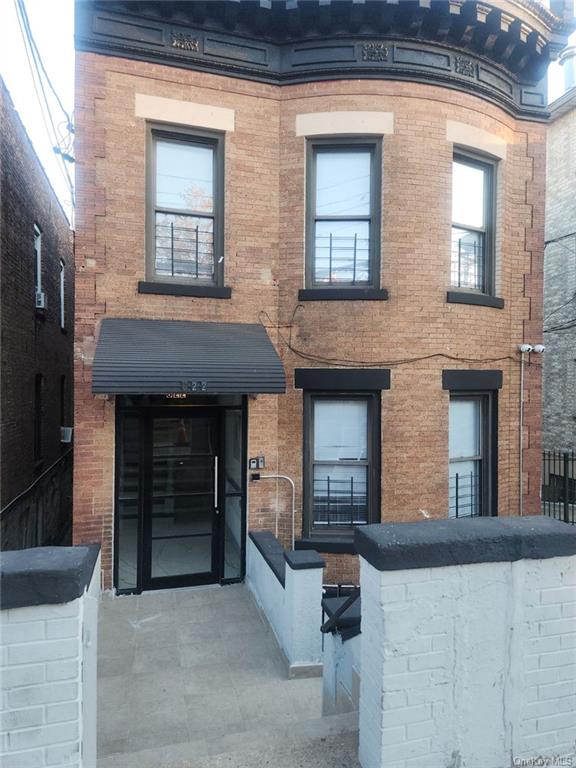 622 Mead Street, Bronx, New York -  - 