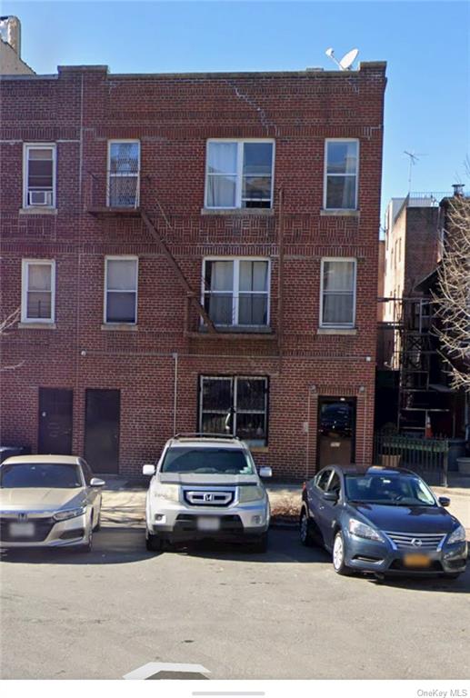 Property for Sale at 707 E 189th Street, Bronx, New York - Bedrooms: 5 
Bathrooms: 6  - $1,175,000