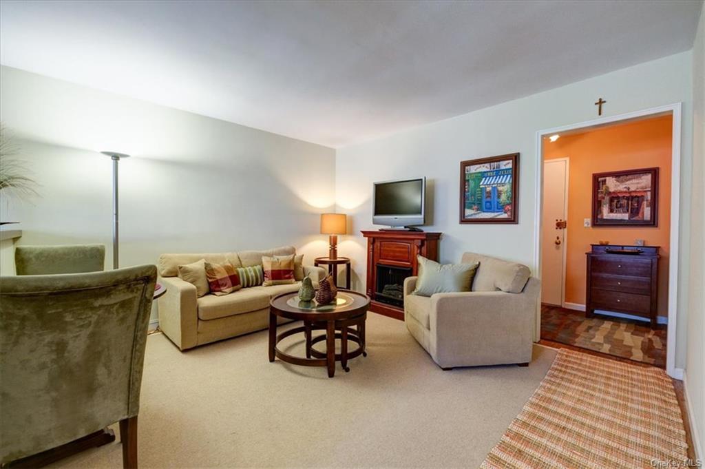 370 Westchester Avenue #3N, Port Chester, New York image 4