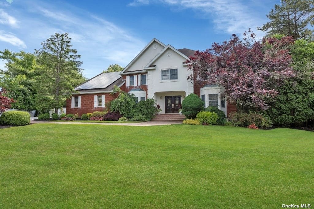 View Dix Hills, NY 11746 house