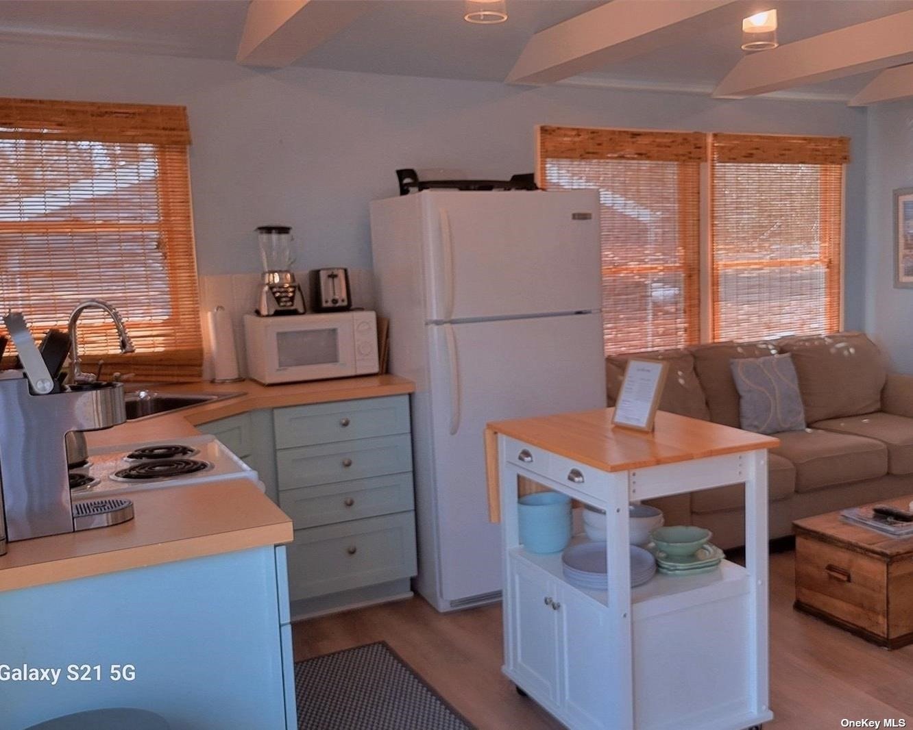 9 Whalers Path, Baiting Hollow, New York image 3