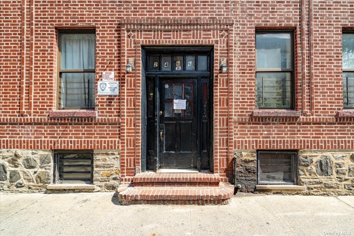 Property for Sale at 24662468 Beaumont Avenue, Bronx, New York - Bedrooms: 9 
Bathrooms: 6 
Rooms: 21  - $2,700,000