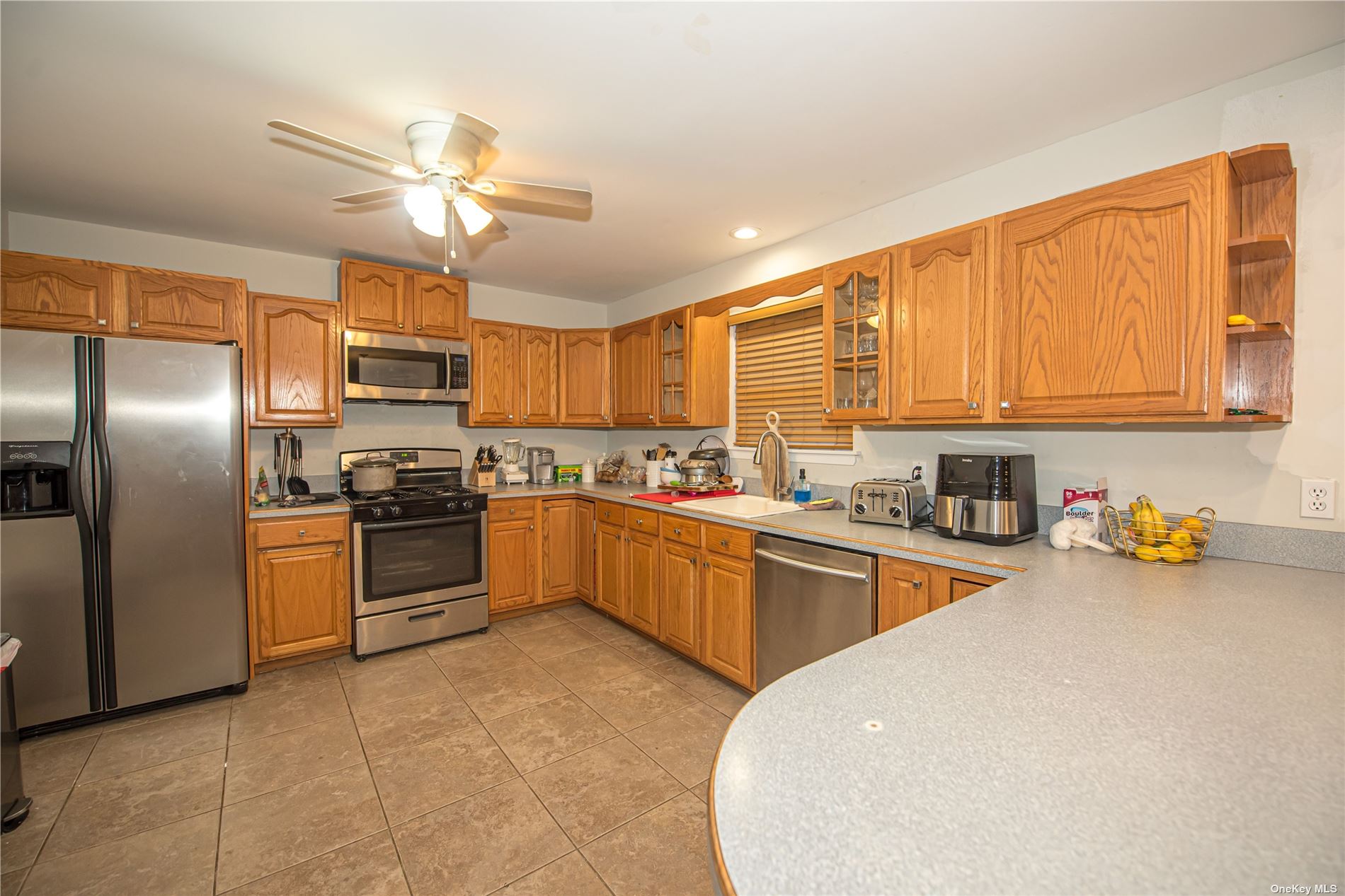 Photo 2 of 21 of 30 N Cozine Road house