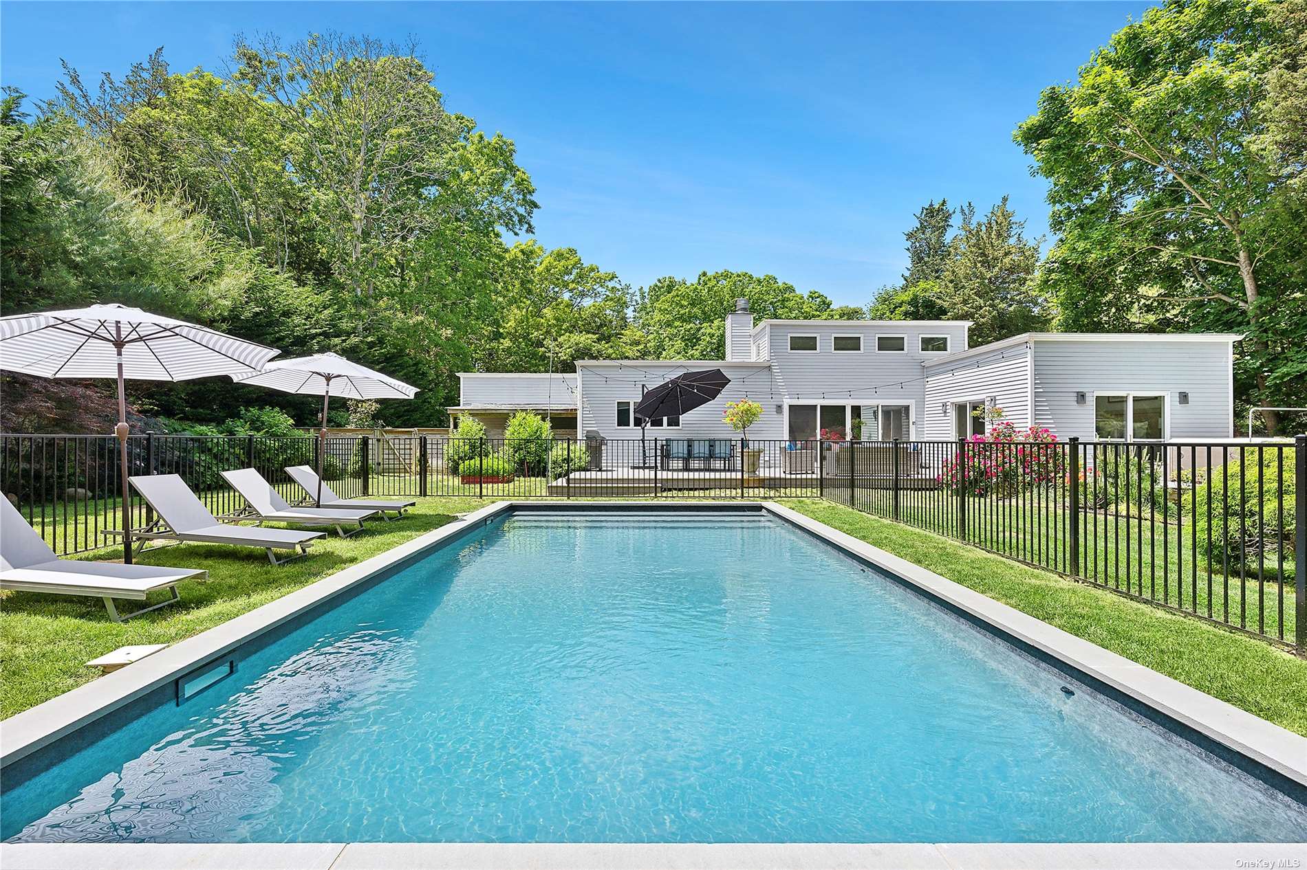 Property for Sale at 5 Orchard Lane, East Hampton, Hamptons, NY - Bedrooms: 3 
Bathrooms: 3.5  - $2,300,000