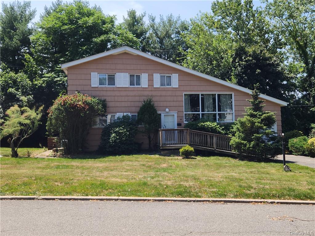 Photo 1 of 96 Amherst Drive, Yonkers, New York, $627,000, Web #: 6320297