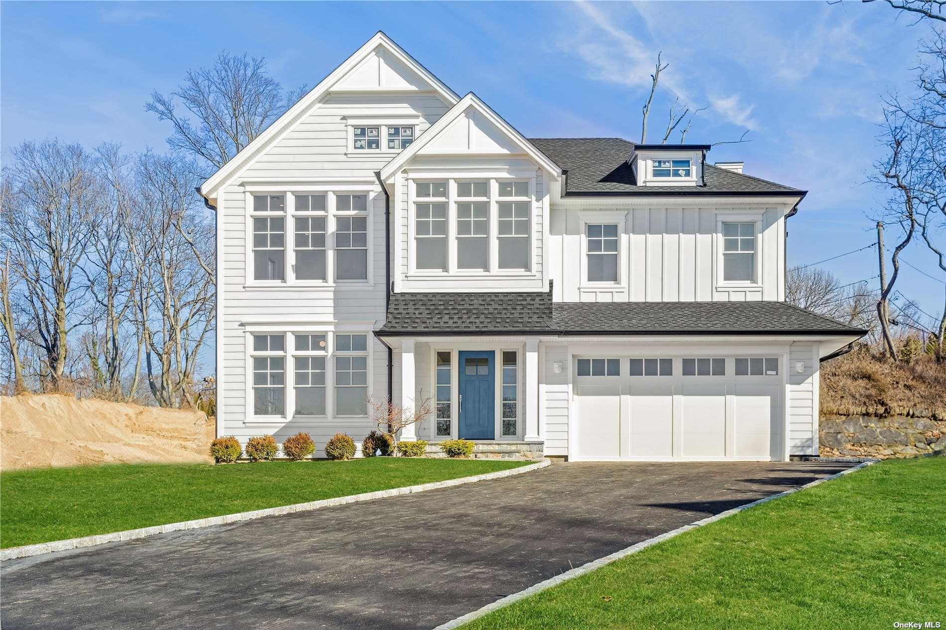 Property for Sale at 7 Jeanne Marie Court, Huntington, Hamptons, NY - Bedrooms: 4 
Bathrooms: 4  - $1,799,000