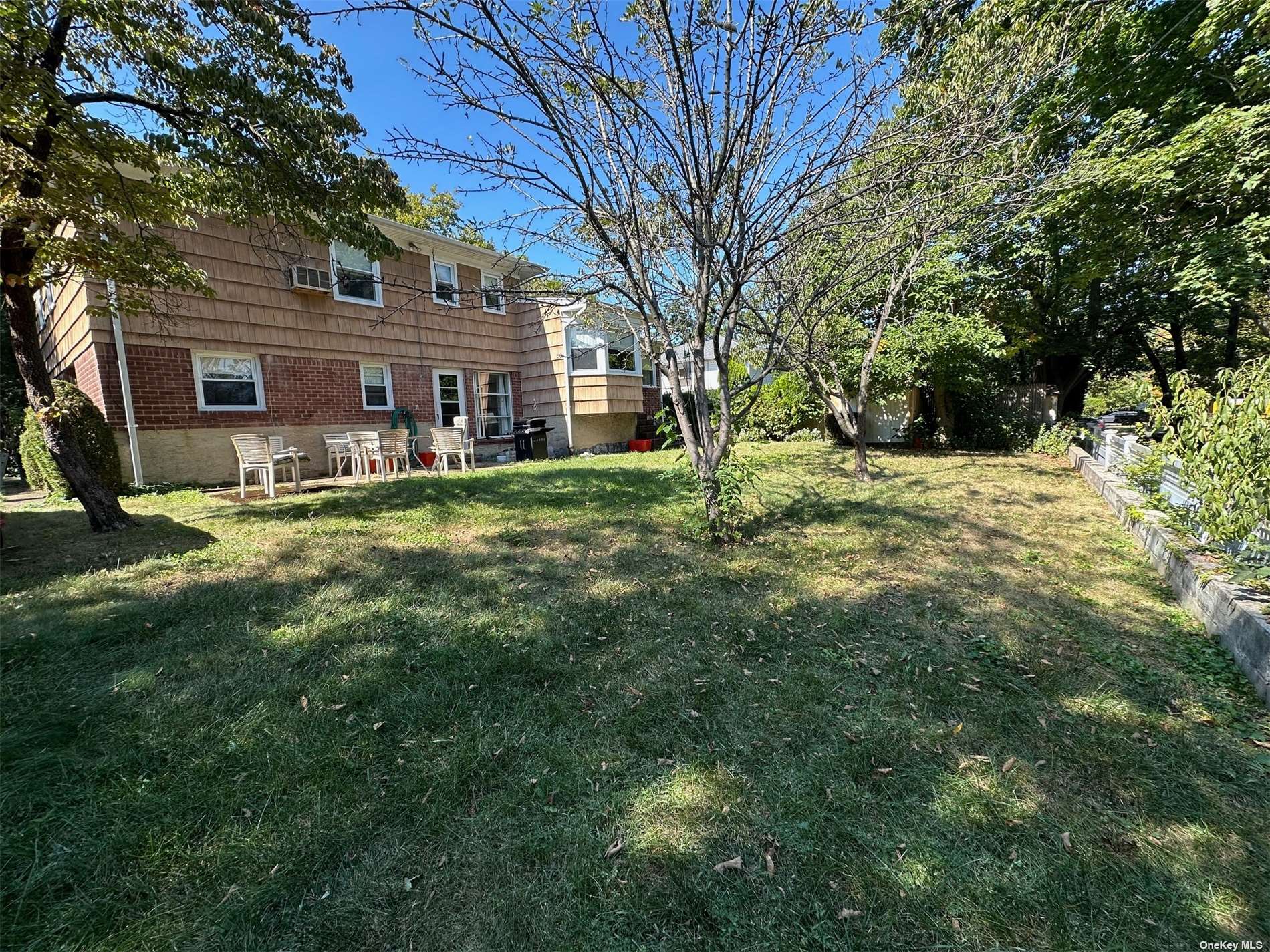 461 Susan Court, West Hempstead, New York image 3