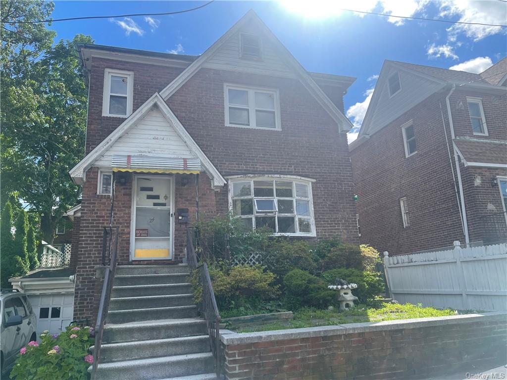 Property for Sale at 24 Kimball Terrace, Yonkers, New York - Bedrooms: 3 
Bathrooms: 2 
Rooms: 5  - $649,000