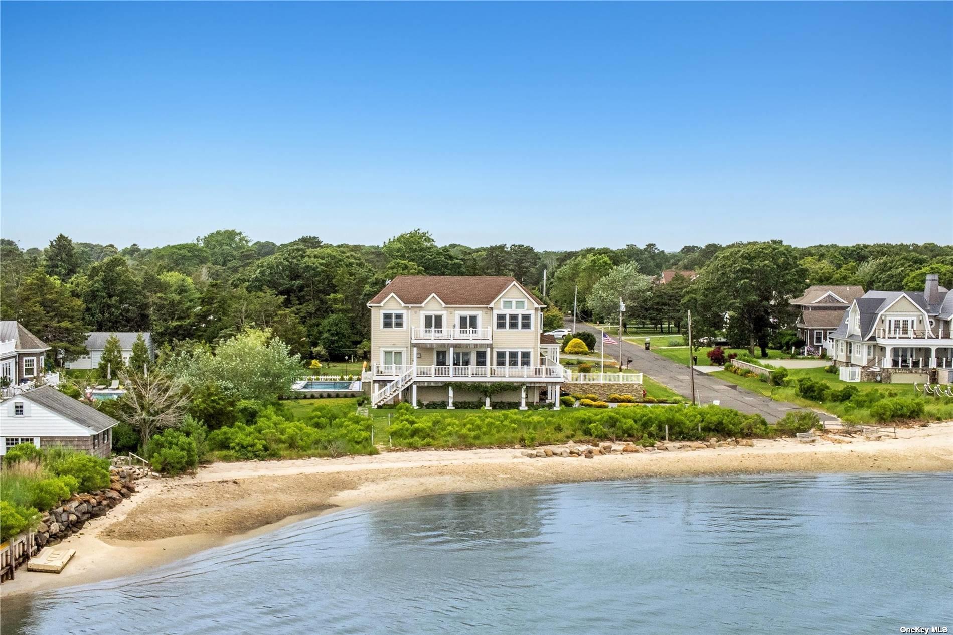 20 Ludlow Lane, Hampton Bays, New York image 3