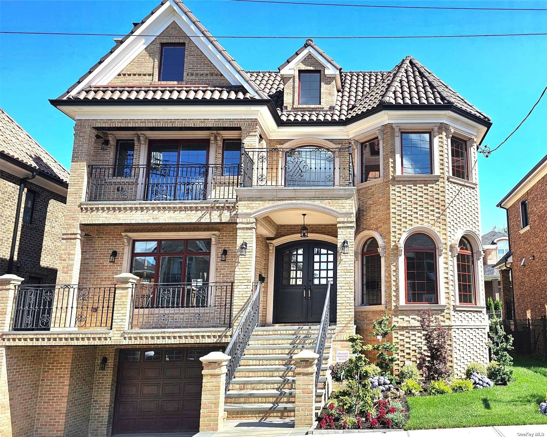 Property for Sale at Sullivan Drive, Whitestone, Queens, NY - Bedrooms: 5 
Bathrooms: 6  - $2,880,000