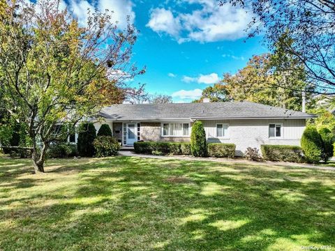 24 Hemlock Drive Great Neck NY 11024