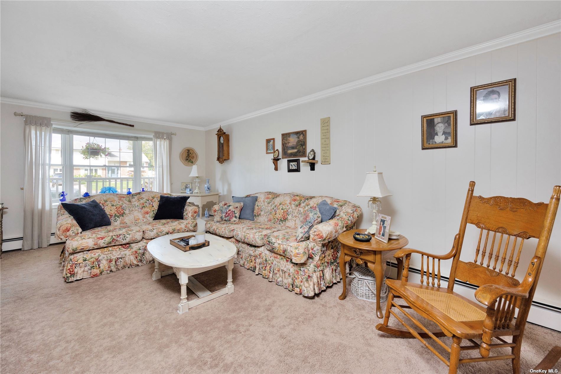 162 Marilynn Street, East Islip, New York image 3