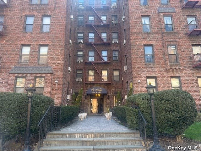 83-84 116th Street St #2B, Richmond Hill, New York image 1