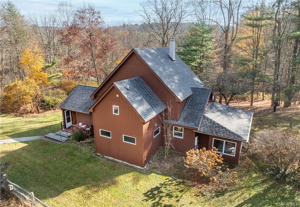 328 Milan Hollow Road, Rhinebeck, New York image 2