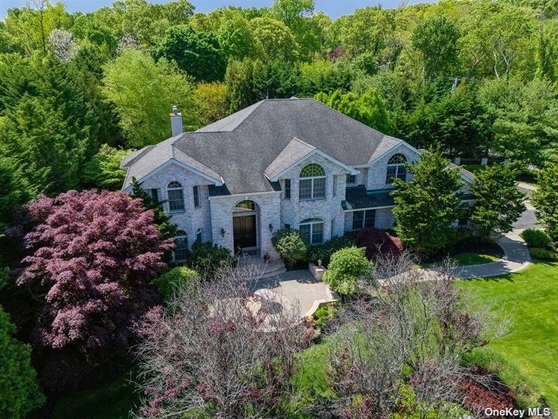 Photo 1 of 2 Nadia Court, Smithtown, NY, $2,247,999, Web #: 3555634