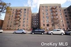 Property for Sale at 3815 149th St St 2J, Flushing, Queens, NY - Bedrooms: 3 
Bathrooms: 1 
Rooms: 6  - $380,000