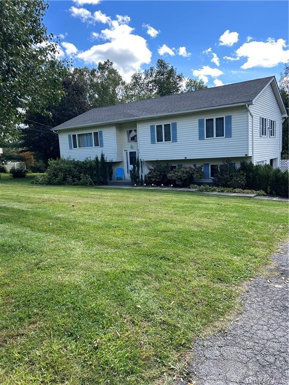 Rental Property at 79 Conklingtown Road, Chester, New York - Bedrooms: 4 
Bathrooms: 3 
Rooms: 9  - $3,800 MO.