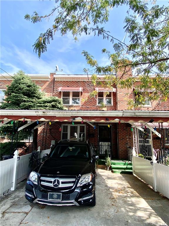 Property for Sale at Baychester Avenue, Bronx, New York - Bedrooms: 3 
Bathrooms: 3 
Rooms: 7  - $589,000