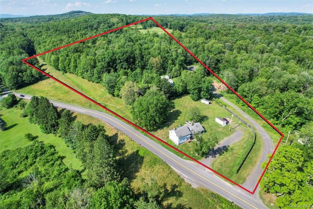 390 St Andrews Road, Walden, New York -  - 