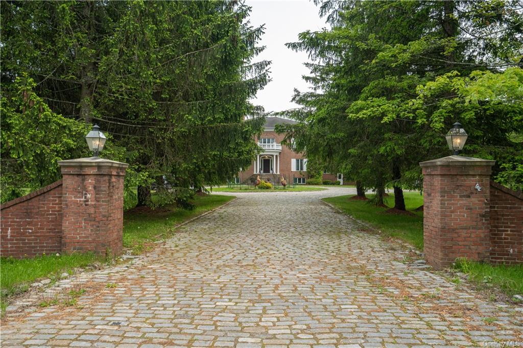 Property for Sale at 604 N Quaker Hill Road, Pawling, New York - Bedrooms: 5 
Bathrooms: 8 
Rooms: 15  - $1,995,000