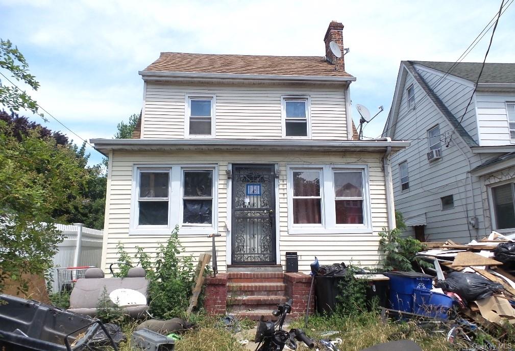 10909 215 Street, Queens Village, Queens, NY - 3 Bedrooms  
1 Bathrooms  
6 Rooms - 