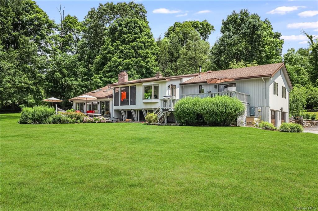 Rental Property at 27 Logan Lane, Katonah, New York - Bedrooms: 4 
Bathrooms: 4 
Rooms: 12  - $8,000 MO.