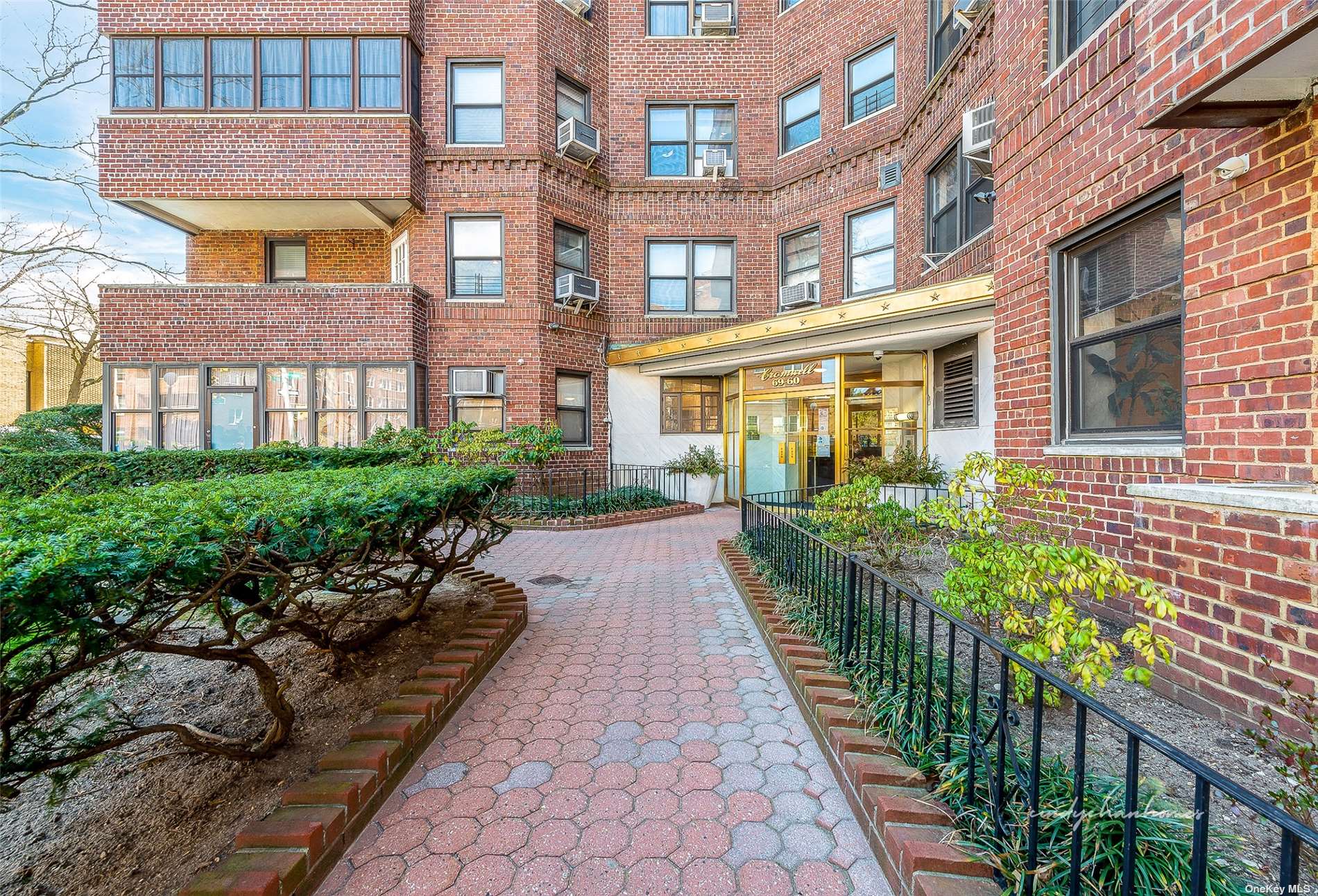 69-60 108th Street #3O5, Forest Hills, New York image 2