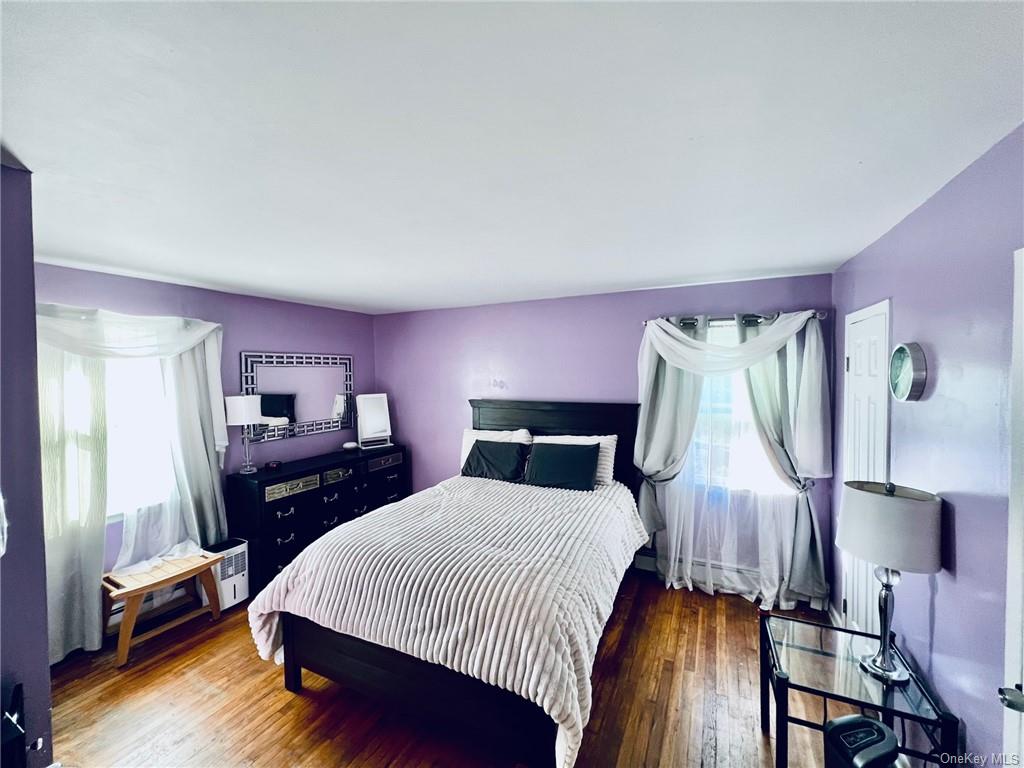 Photo 12 of 33 of 109 Bushey Avenue house