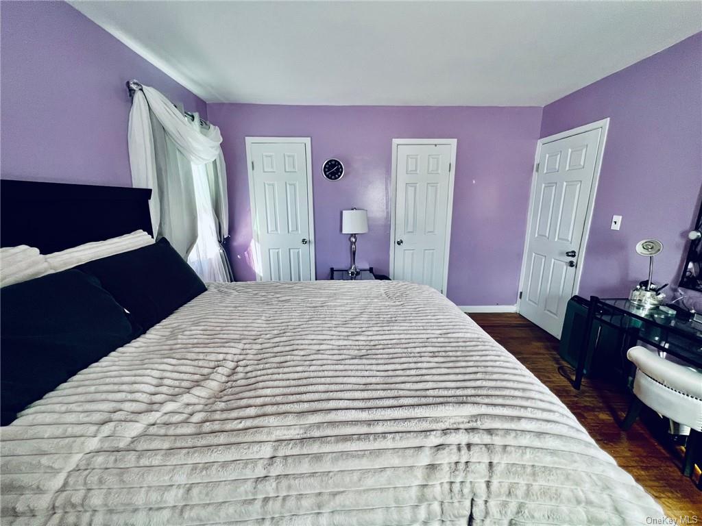 Photo 10 of 33 of 109 Bushey Avenue house