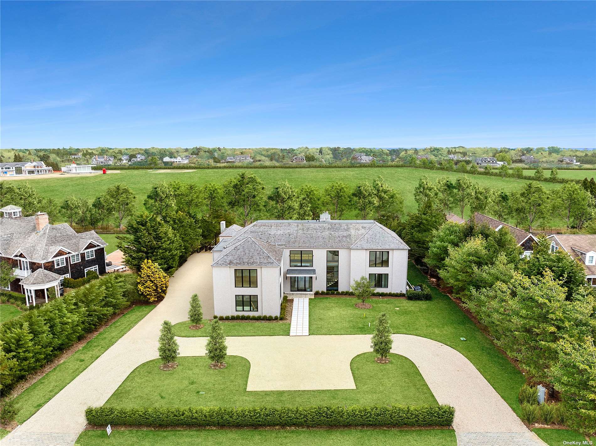 637 Halsey Lane, Bridgehampton, New York image 3