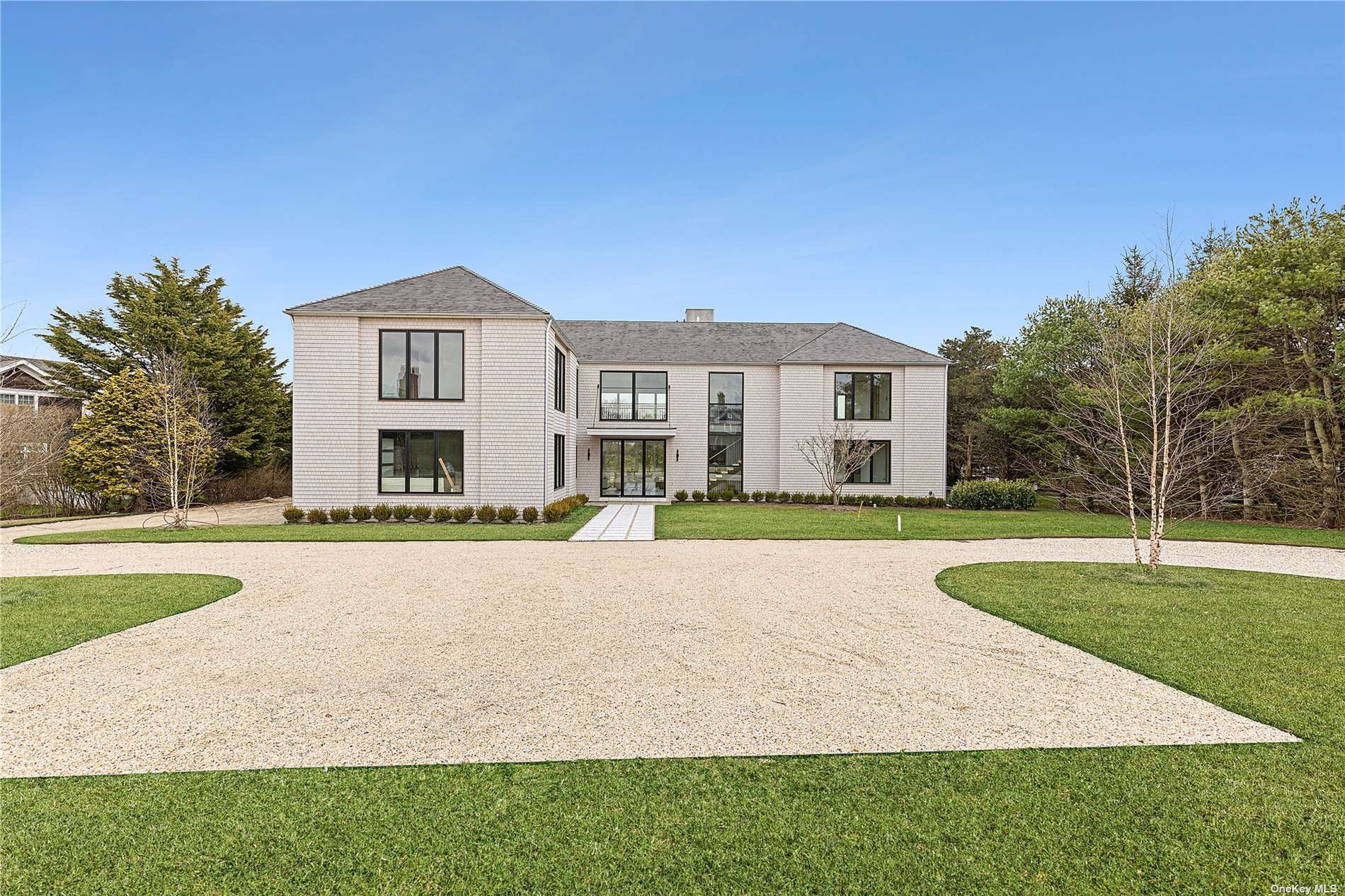 637 Halsey Lane, Bridgehampton, New York image 2