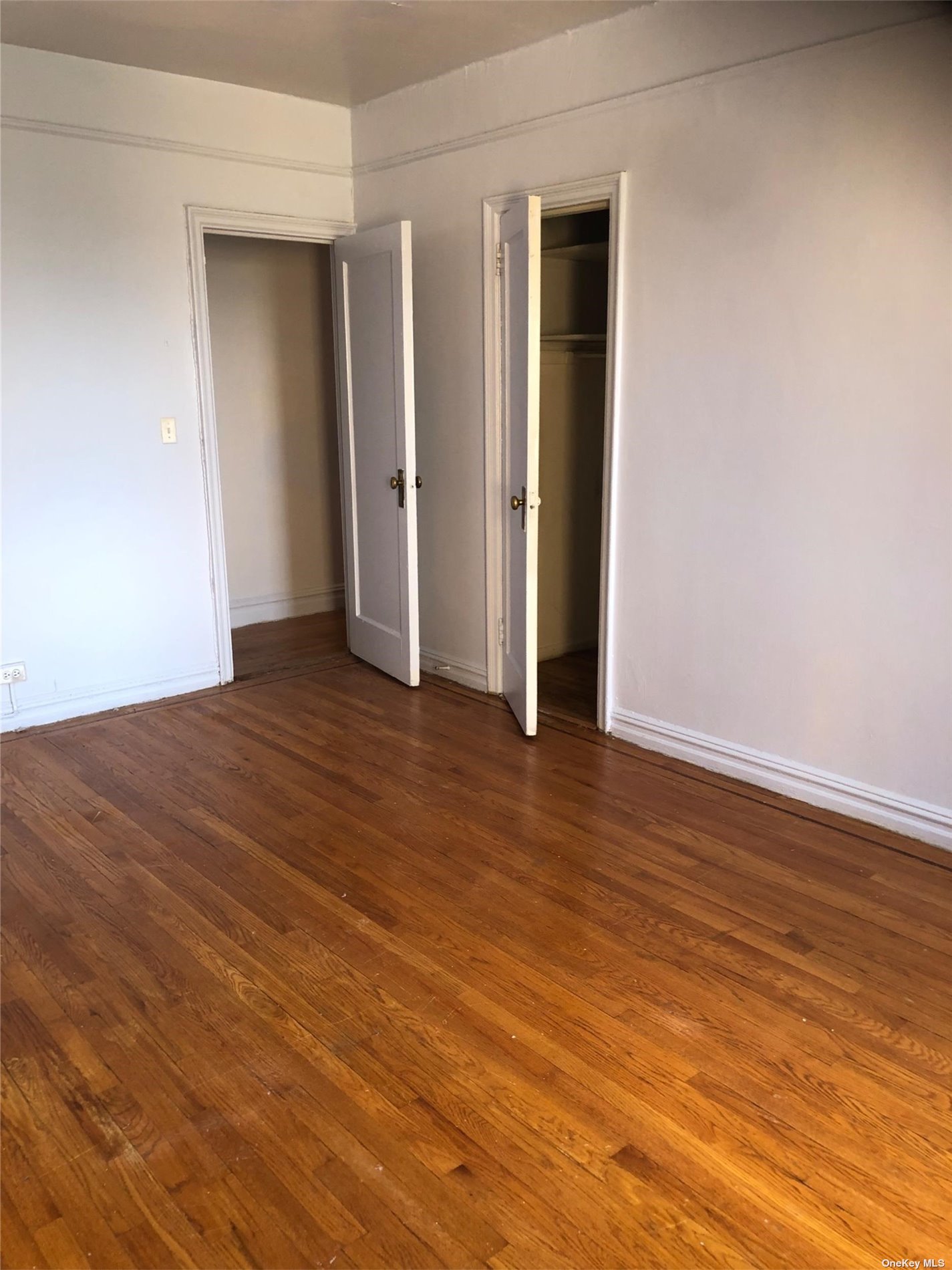 Property for Sale at E Bronx Park East Park 6G, Bronx, New York - Bedrooms: 1 
Bathrooms: 1 
Rooms: 5  - $135,000