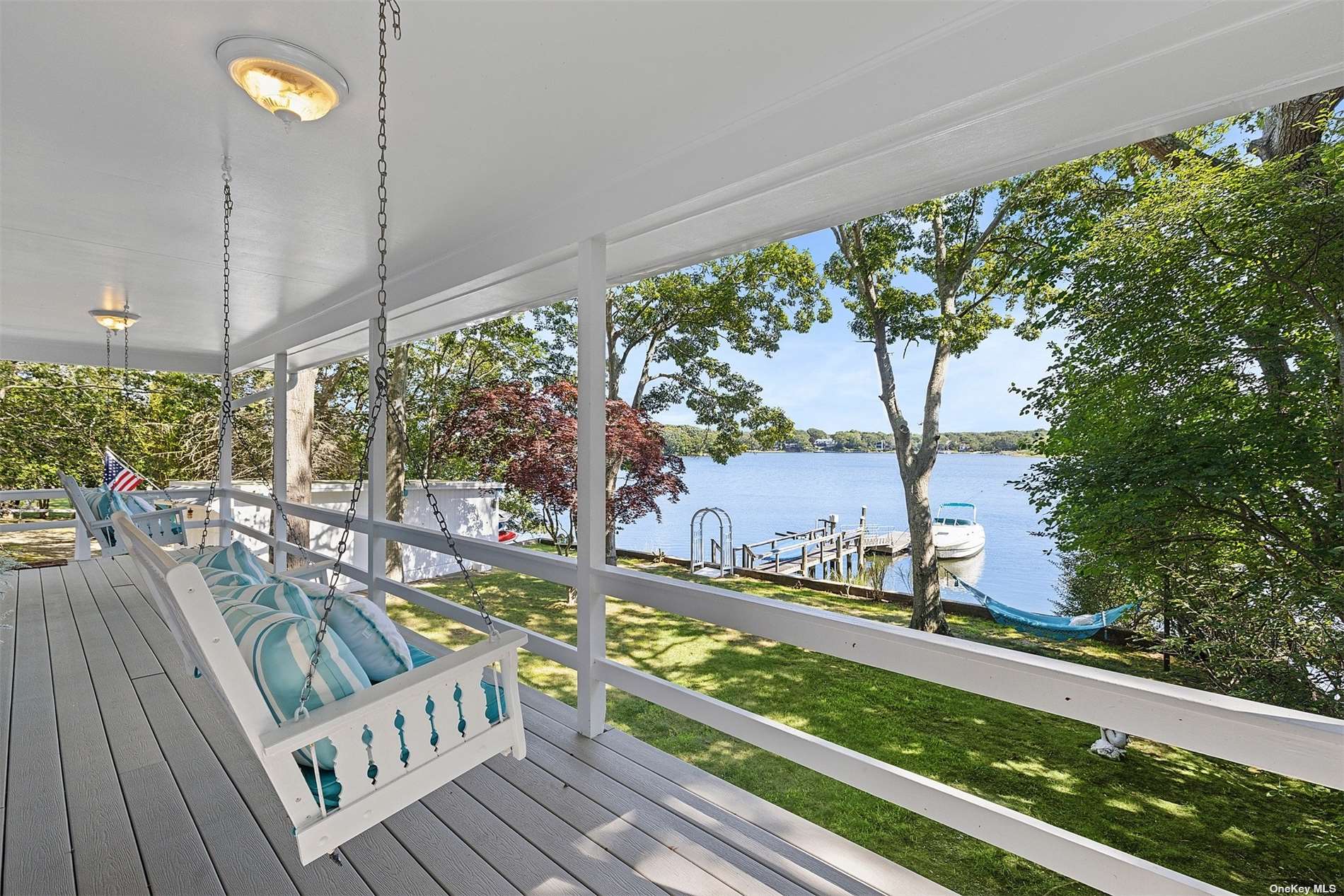 210 Redwood Road, Sag Harbor, New York image 9