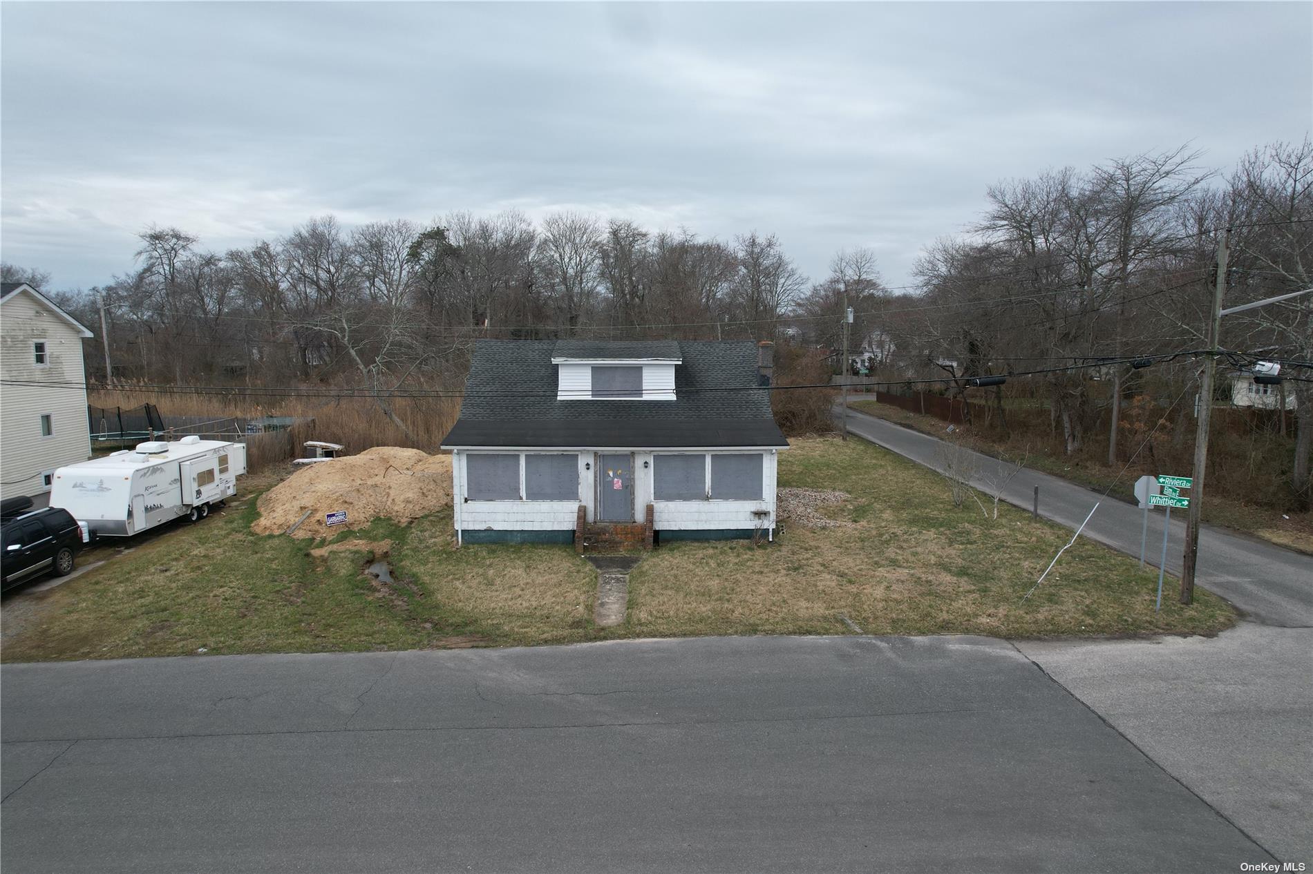 72 Elm Road, Mastic Beach, New York image 10