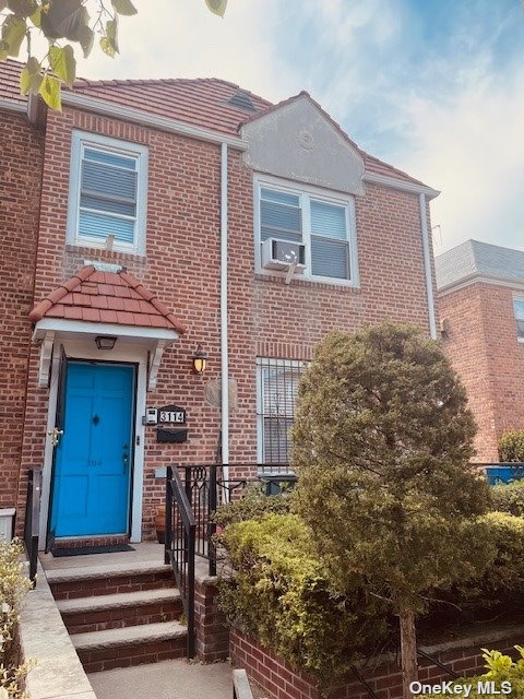 76th Street, East Elmhurst, Queens, NY - 4 Bedrooms  
3 Bathrooms - 