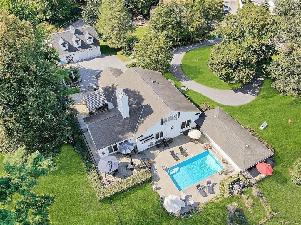 Property for Sale at 26 Kings Road, Highland Falls, New York - Bedrooms: 9 
Bathrooms: 7 
Rooms: 18  - $1,995,000