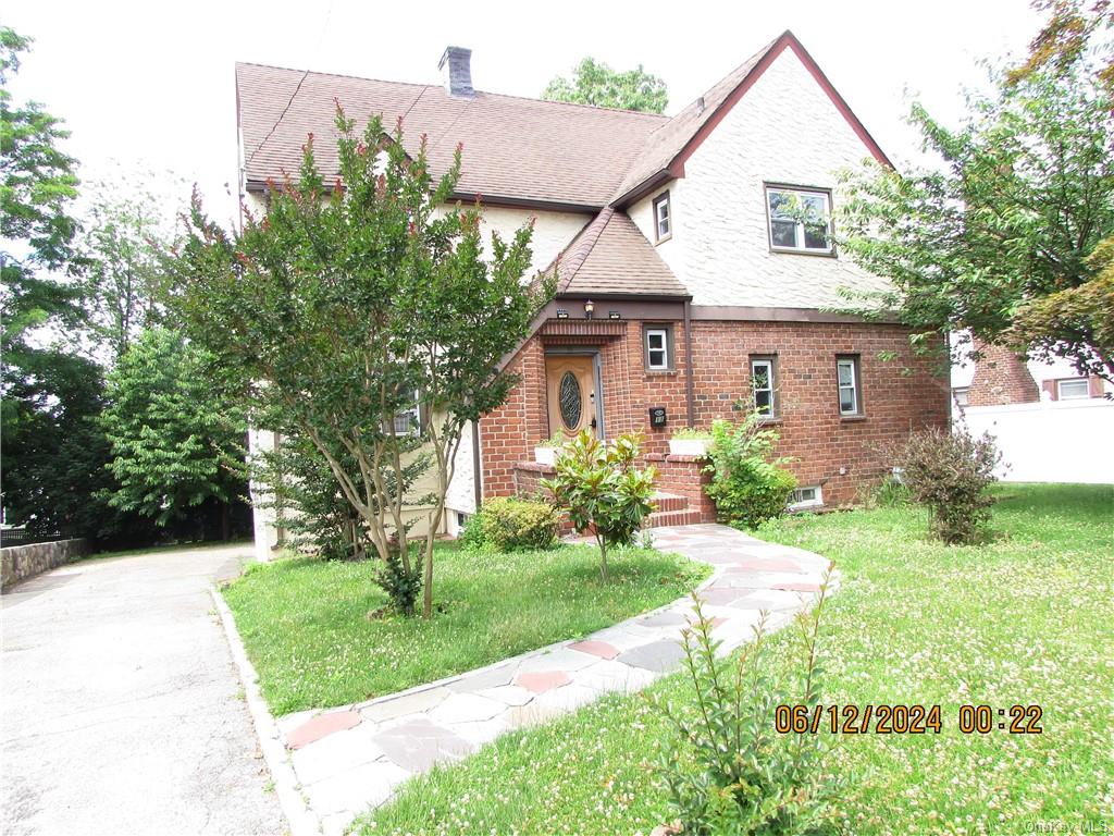 Photo 1 of 1121 Huron Road, Yonkers, New York, $950,000, Web #: 6311449