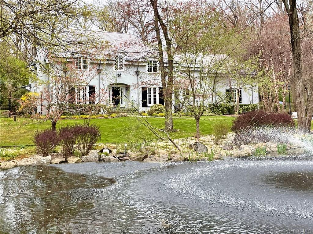 Property for Sale at 224 Mclain Street, Bedford Corners, New York - Bedrooms: 5 
Bathrooms: 6 
Rooms: 12  - $2,595,000