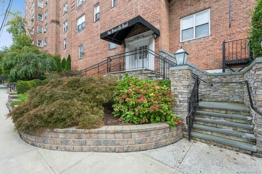 1 Bronxville Road #5F, Bronxville, New York image 2