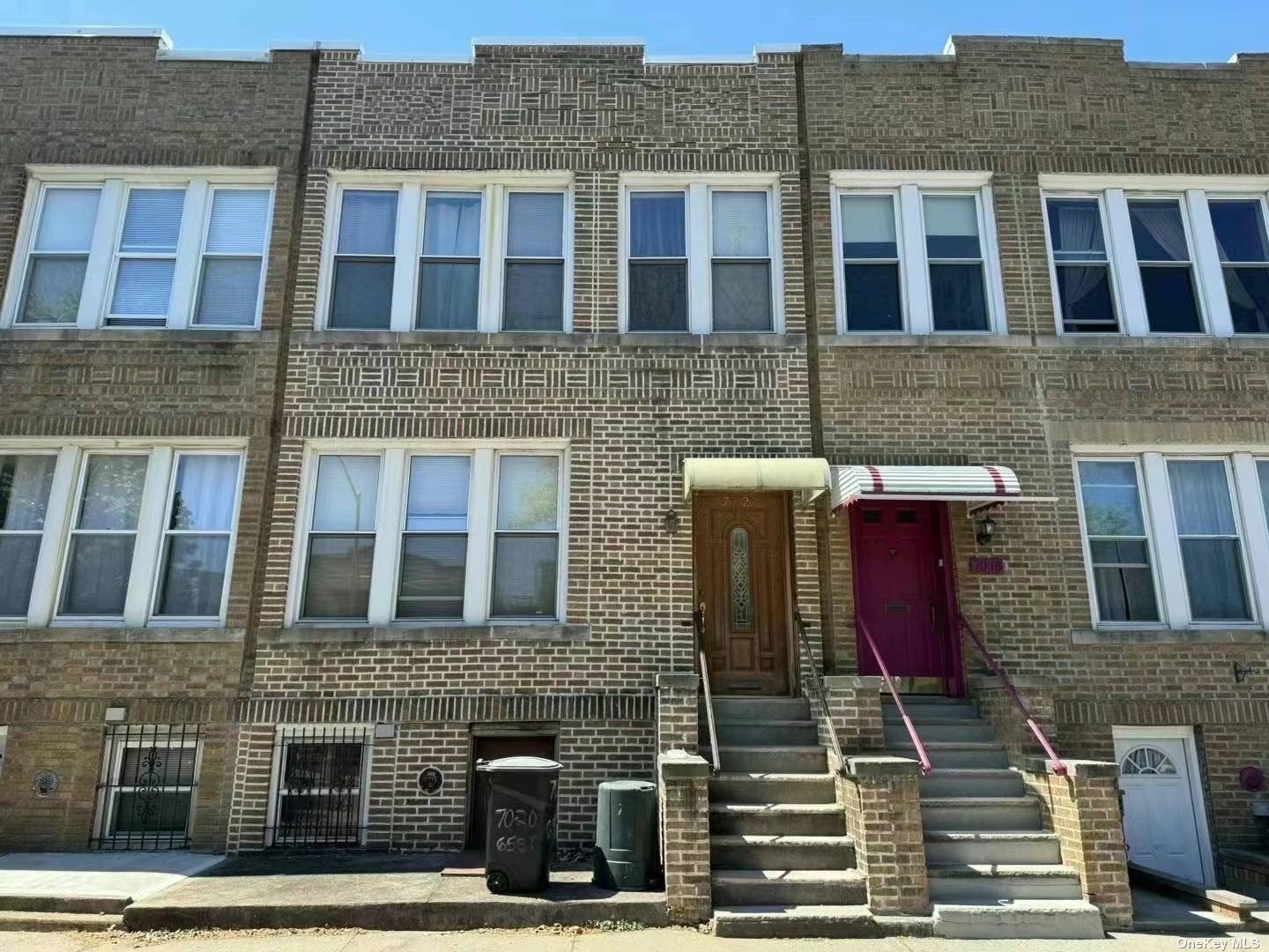 Property for Sale at 7020 65th Street, Glendale, Queens, NY - Bedrooms: 5 
Bathrooms: 2 
Rooms: 10  - $1,190,000