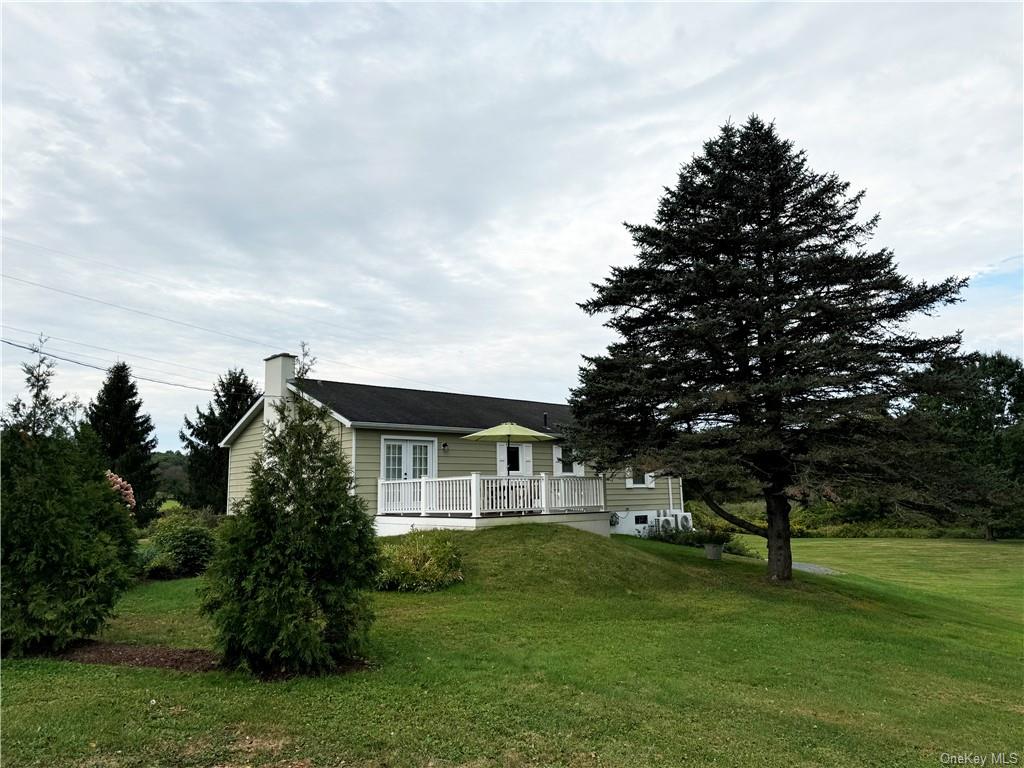 417 Tripp Road, Millerton, New York - 3 Bedrooms  
2 Bathrooms  
6 Rooms - 