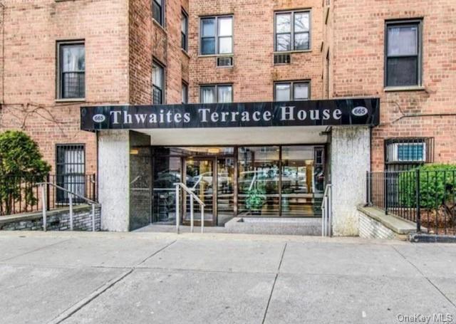 Property for Sale at 665 Twaites Place 5T, Bronx, New York - Bedrooms: 1 
Bathrooms: 1 
Rooms: 3  - $195,000