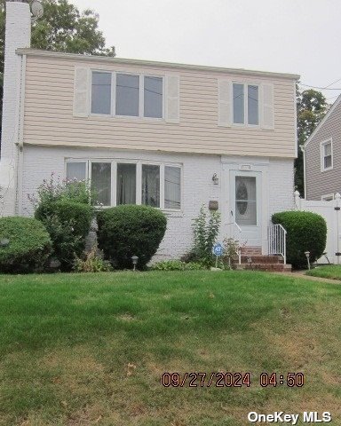 111 President Street, Hempstead, New York image 2